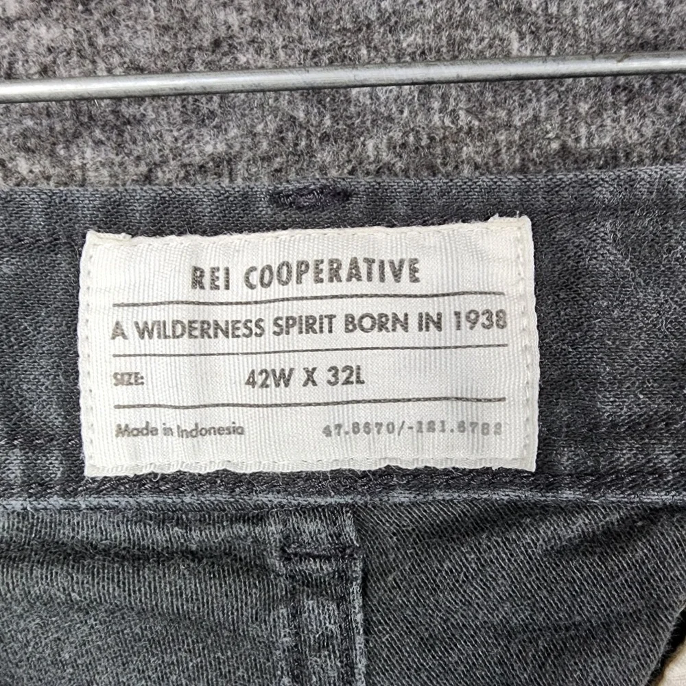 REI Co-op Utility Pants Mens 42x28 Charcoal Grey Raw Hem‎ Drawstring Hiking